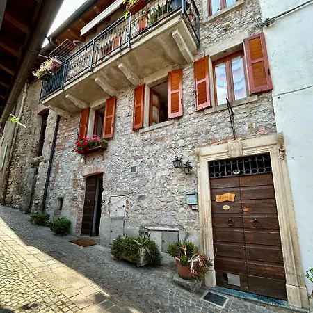 펜션 Al Civico 7 Relax A Due Passi Dal Di