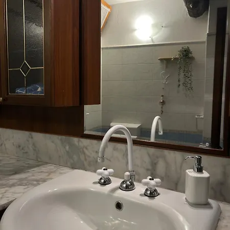 Al Civico 7 Relax A Due Passi Dal Di Nyaraló *